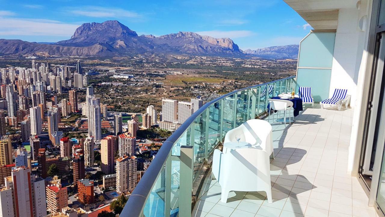 Luxury Apartment On The 40Th Floor With Amazing Views ベニドルム エクステリア 写真