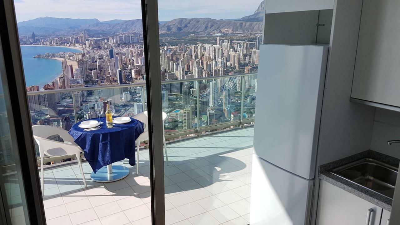 Luxury Apartment On The 40Th Floor With Amazing Views ベニドルム エクステリア 写真