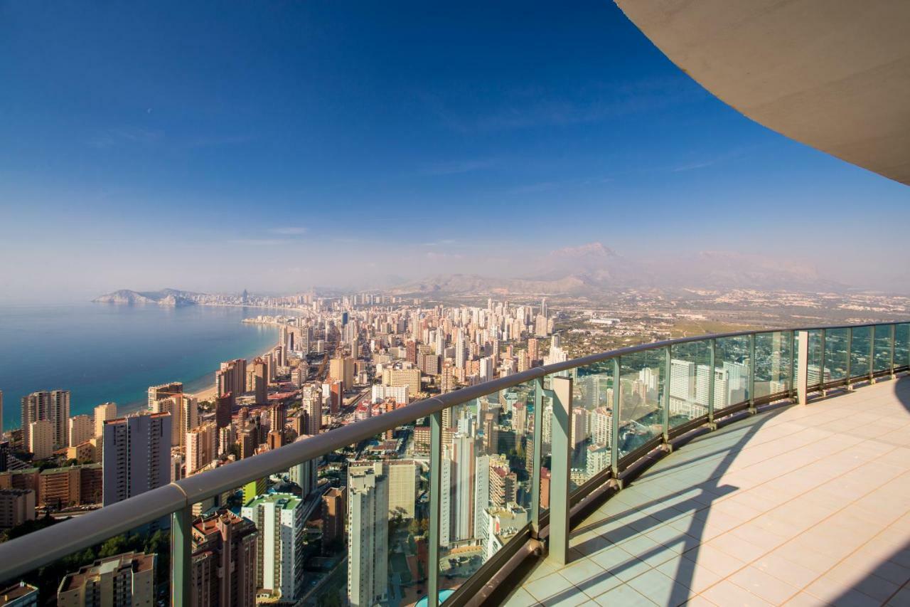 Luxury Apartment On The 40Th Floor With Amazing Views ベニドルム エクステリア 写真
